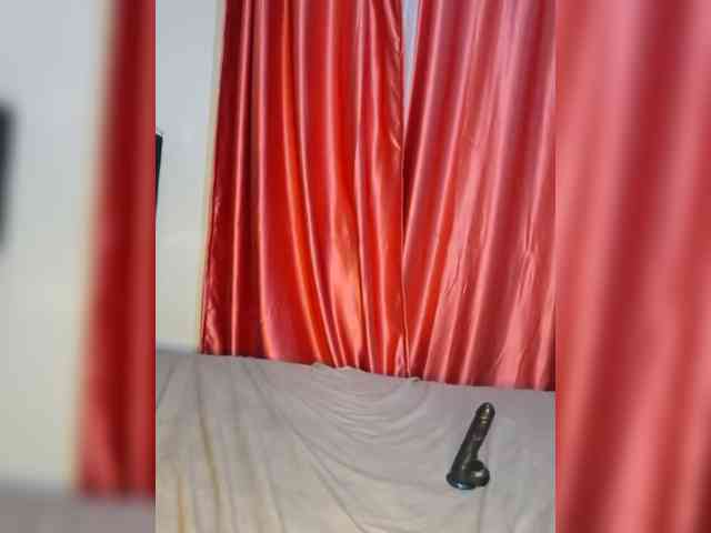 Littlesecret-1 webcam
