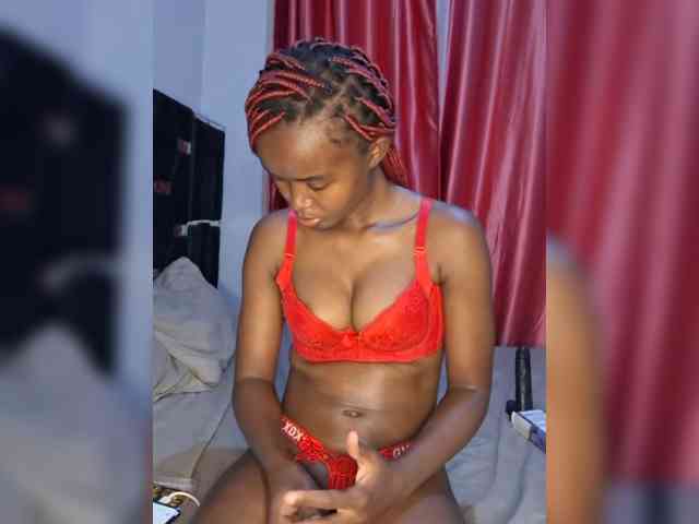 Littlesecret-1 webcam