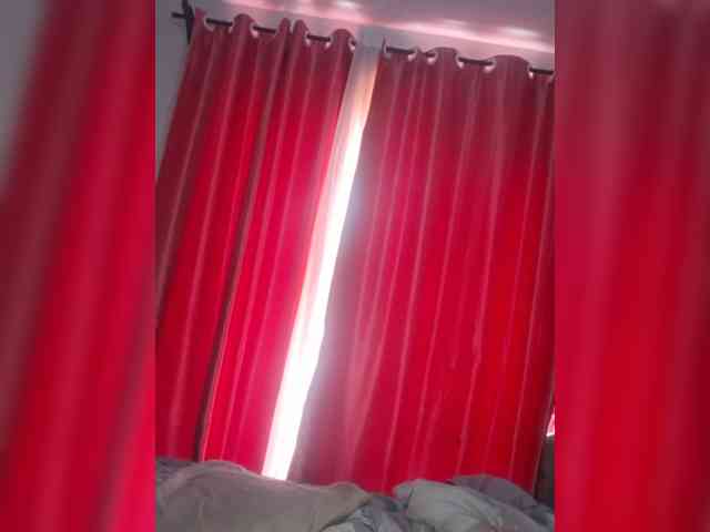 Littlesecret-1 webcam