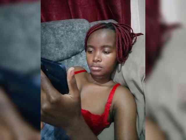 Littlesecret-1 webcam