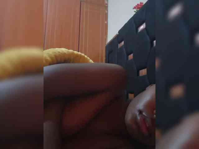 Darkdesire-1 webcam
