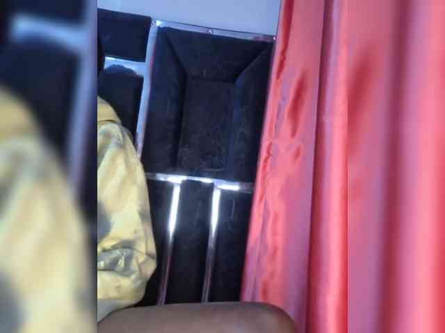 Littlesecret-1 webcam