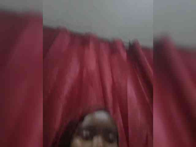 Littlesecret-1 webcam