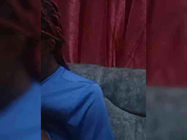 Littlesecret-1 webcam