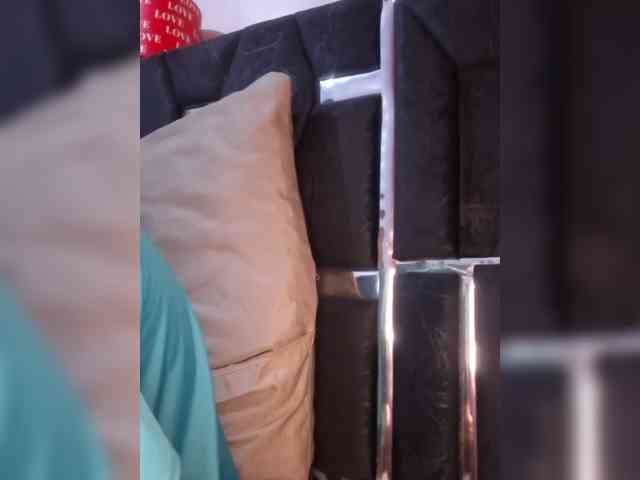 Littlesecret-1 webcam