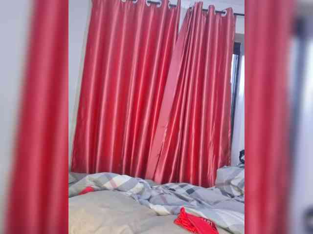 Littlesecret-1 webcam
