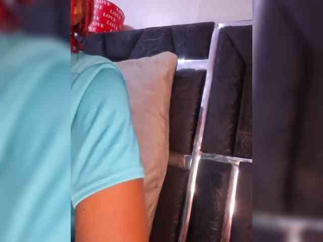 Littlesecret-1 webcam