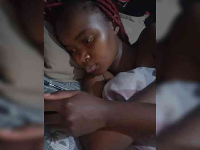 Littlesecret-1 webcam