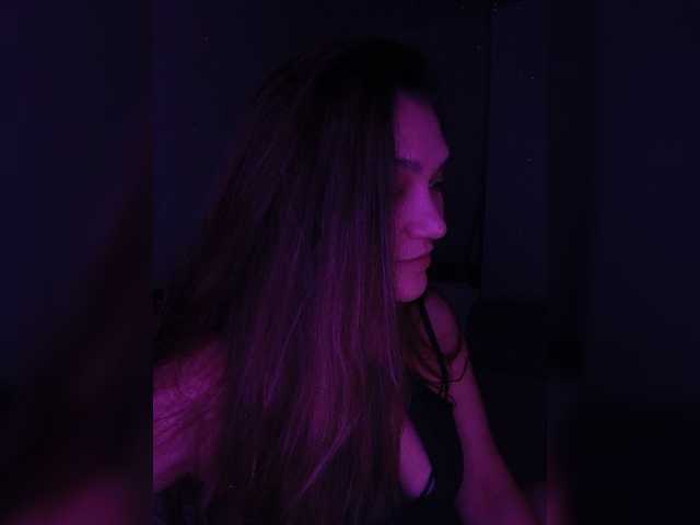 YajeVika4, live now on BongaCams