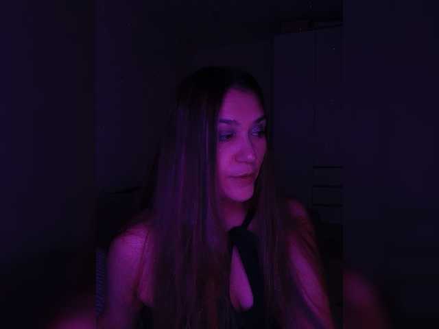 YajeVika4 live cam on BongaCams