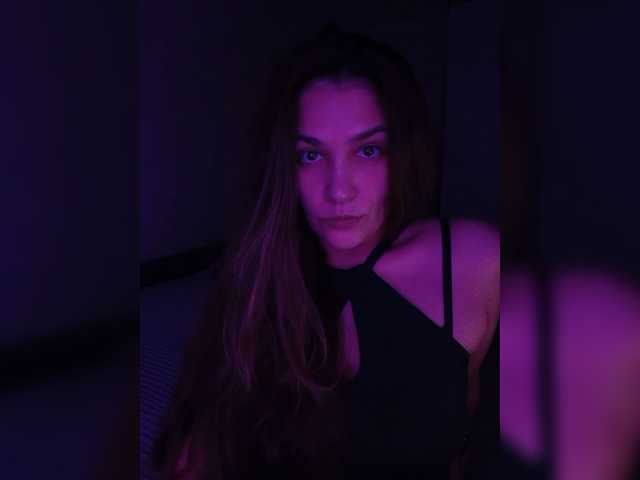 YajeVika4 live cam on BongaCams