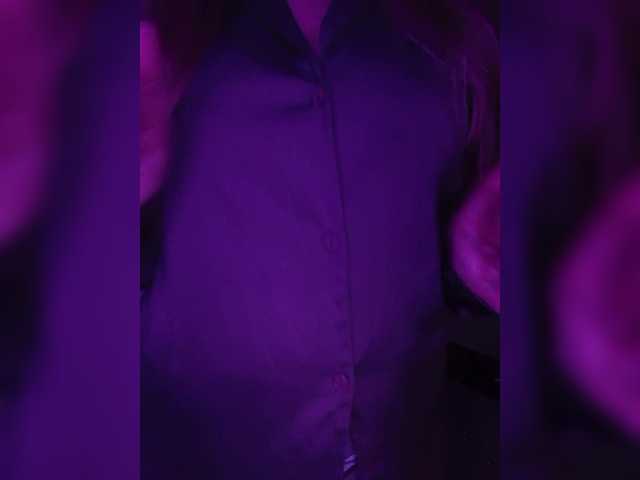 YajeVika4's BongaCams show and profile