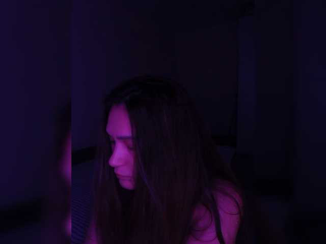 YajeVika4, live now on BongaCams