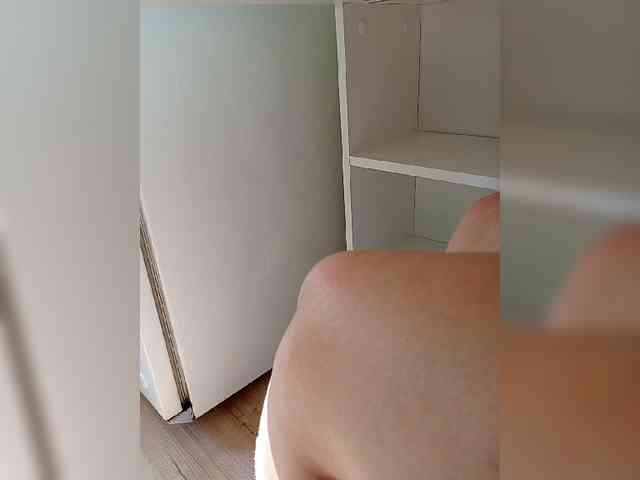 DevitivostayLisa webcam