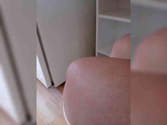 DevitivostayLisa webcam