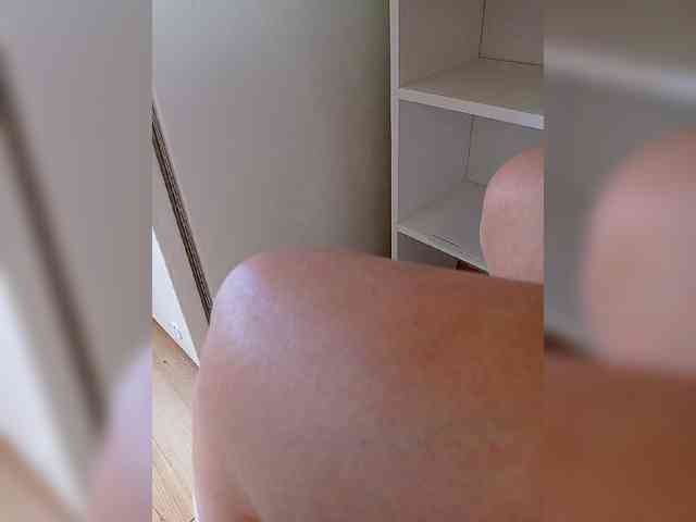 DevitivostayLisa webcam