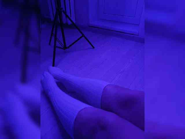 DevitivostayLisa webcam