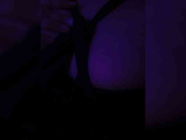 DevitivostayLisa webcam