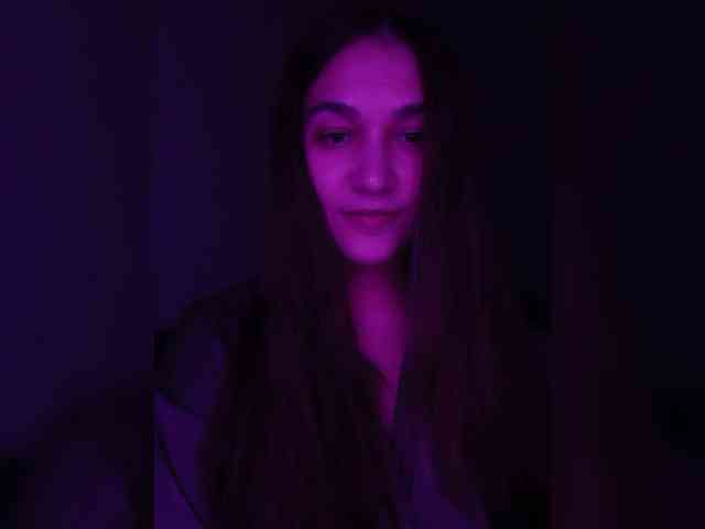 DevitivostayLisa webcam
