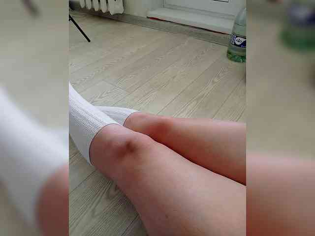 DevitivostayLisa webcam