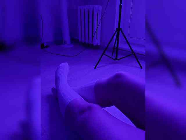 DevitivostayLisa webcam