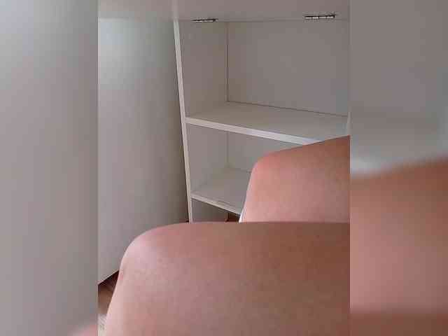 DevitivostayLisa webcam