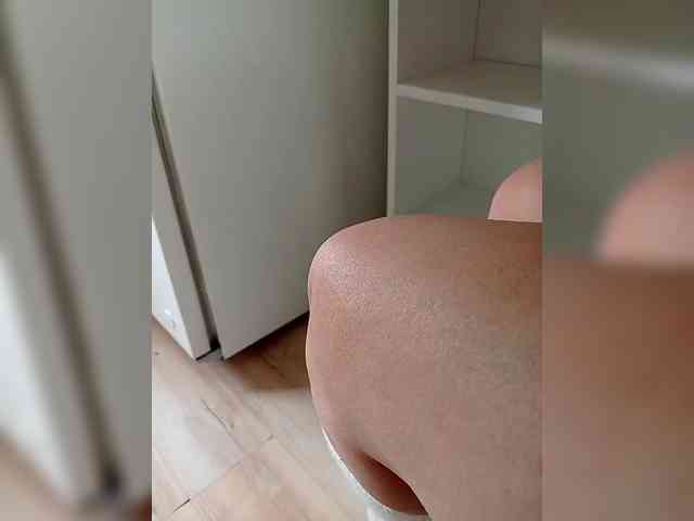 DevitivostayLisa webcam