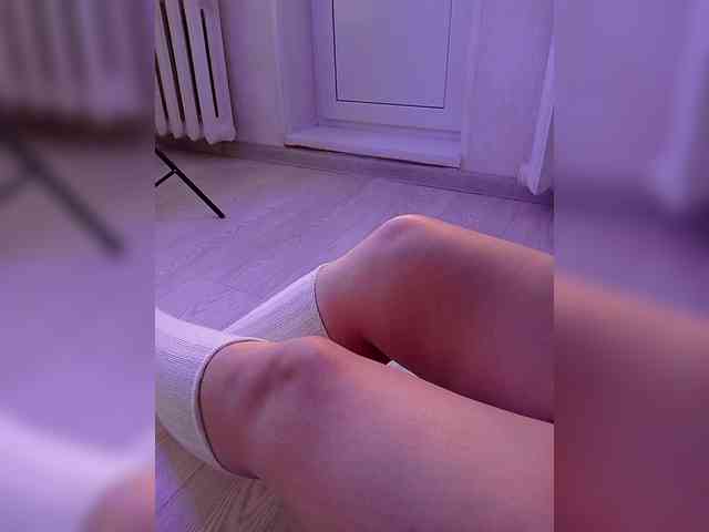 DevitivostayLisa webcam