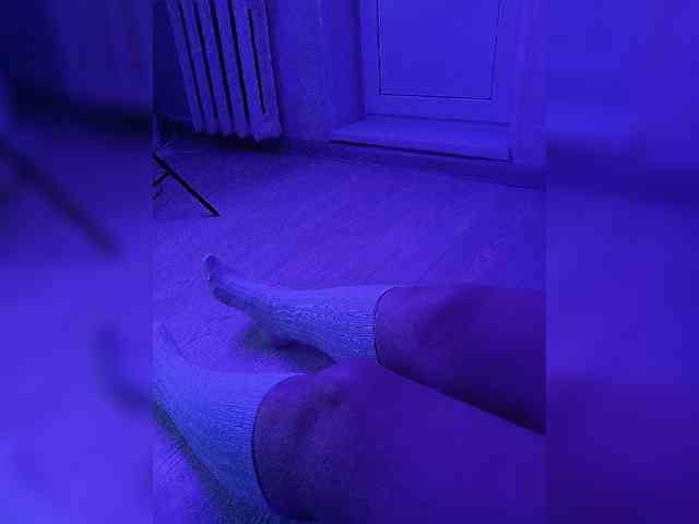 DevitivostayLisa webcam