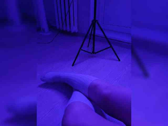 DevitivostayLisa webcam