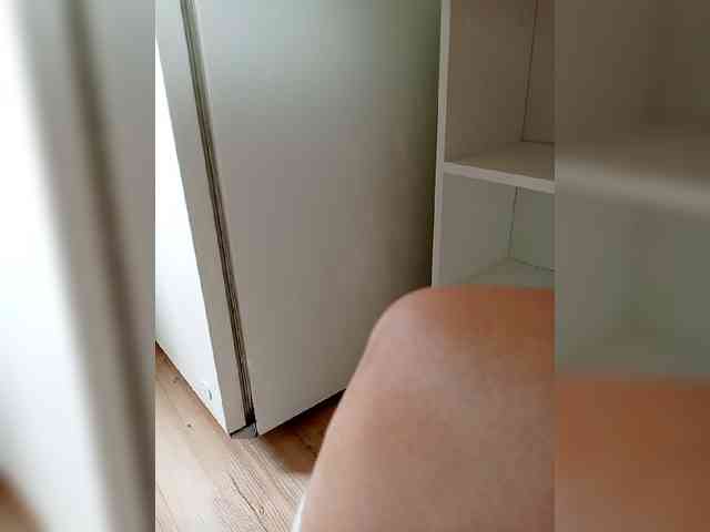 DevitivostayLisa webcam