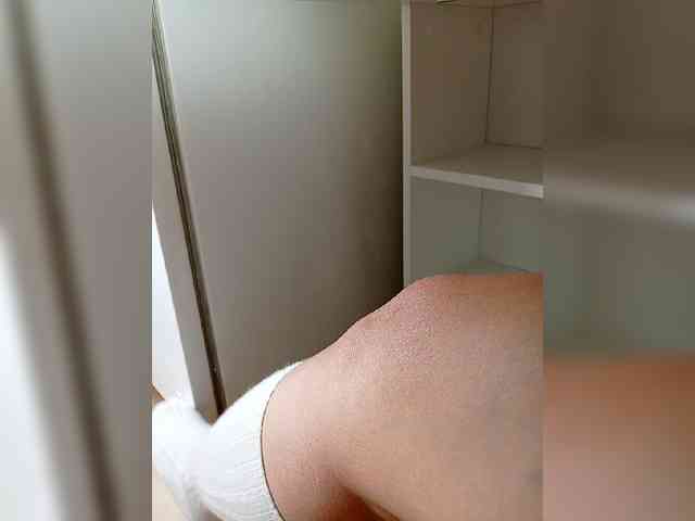 DevitivostayLisa webcam