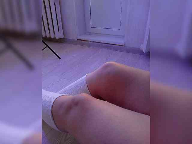 DevitivostayLisa webcam