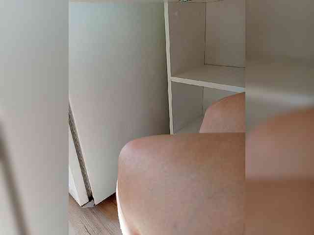 DevitivostayLisa webcam