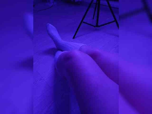 DevitivostayLisa webcam