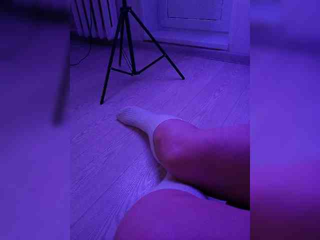 DevitivostayLisa webcam