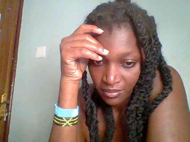 Chocolate-saucy webcam