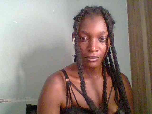 Chocolate-saucy webcam