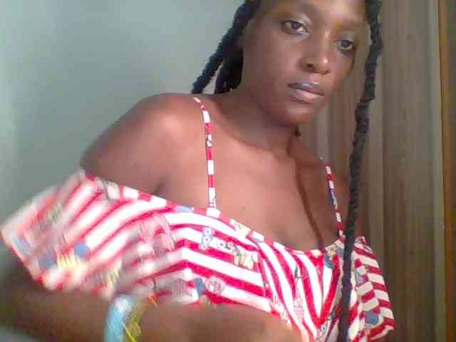 Chocolate-saucy webcam