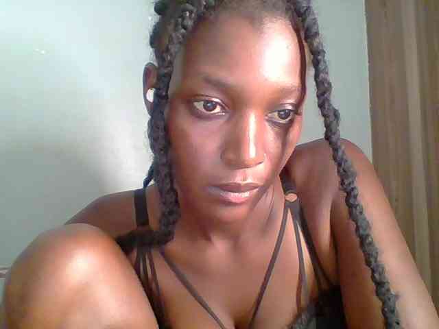 Chocolate-saucy webcam