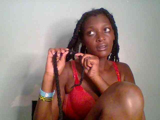 Chocolate-saucy webcam