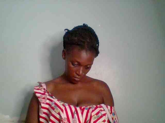 Chocolate-saucy webcam