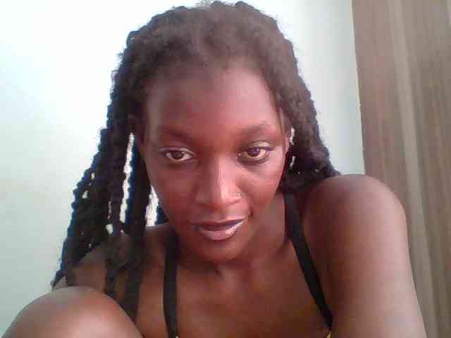 Chocolate-saucy webcam