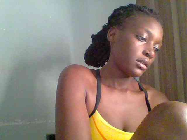 Chocolate-saucy webcam