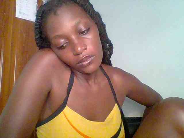 Chocolate-saucy webcam