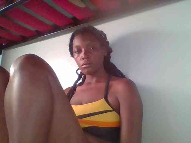 Chocolate-saucy webcam