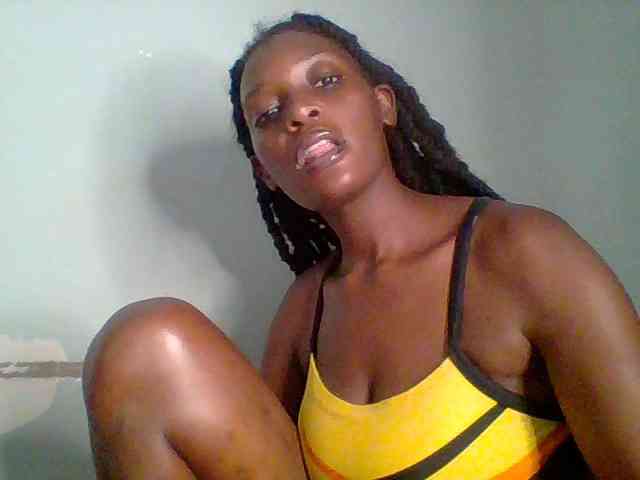 Chocolate-saucy webcam