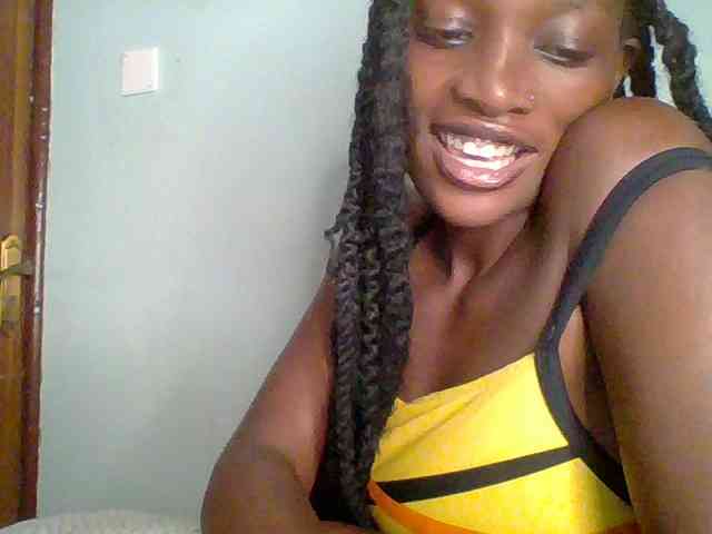 Chocolate-saucy webcam