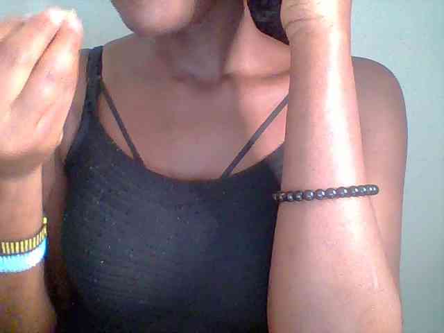 Chocolate-saucy webcam