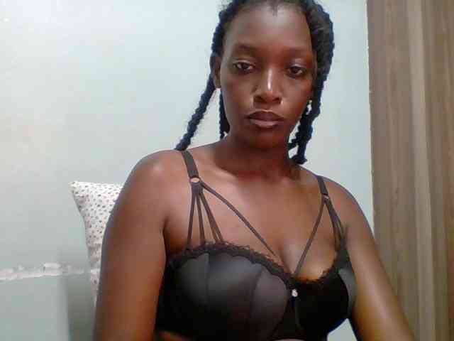 Chocolate-saucy webcam